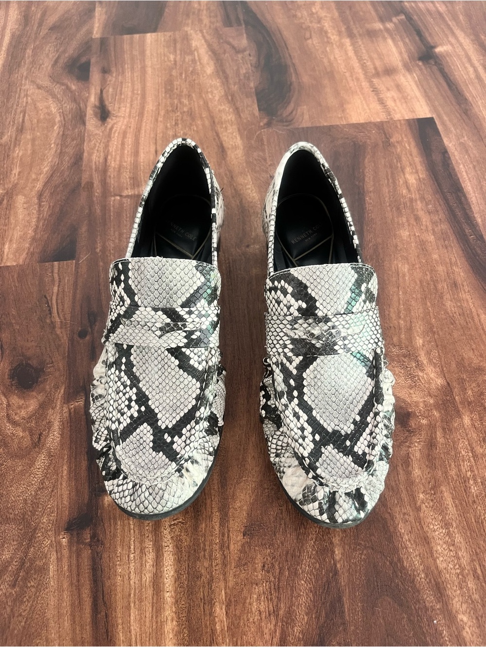 Kenneth Cole Snake-Print Loafers in Black and Cream